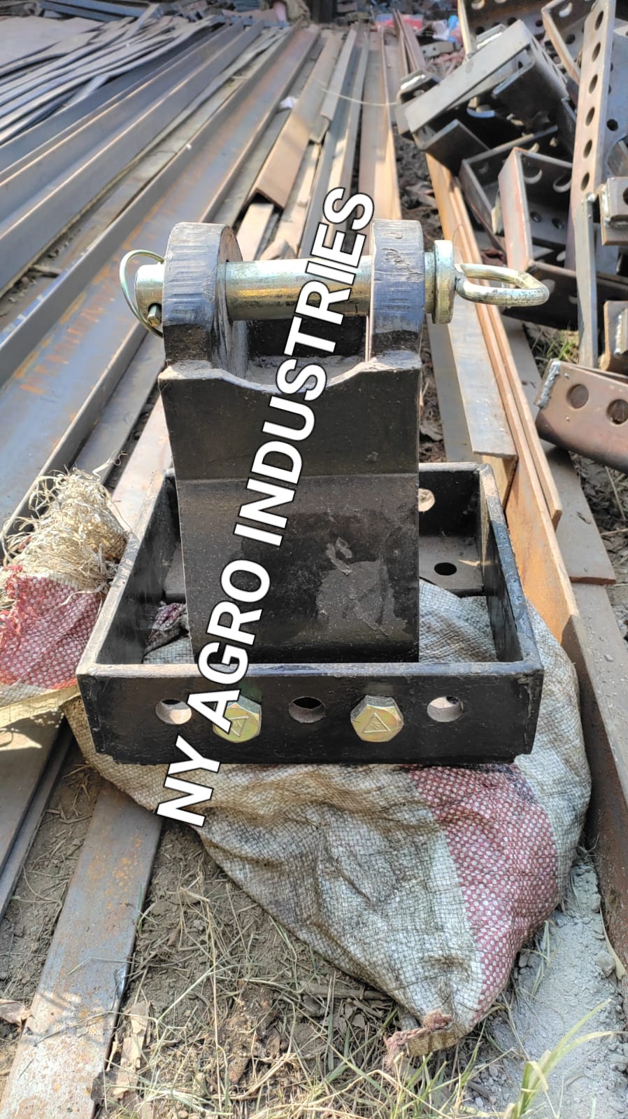 Eicher Accessory